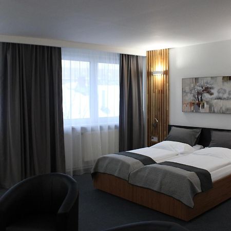 Hotel P7 Losonc Kültér fotó